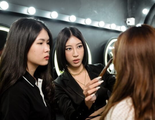 Khóa học makeup chuyên nghiệp – thành công cùng Vanmiu Beauty