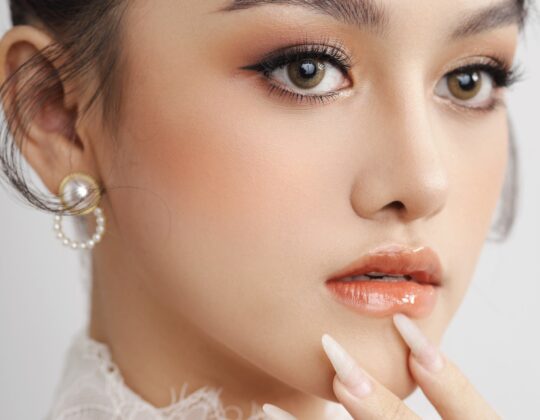 Makeup cô dâu tone Tây, Thái đẹp đúng chuẩn tại Vanmiu Beauty