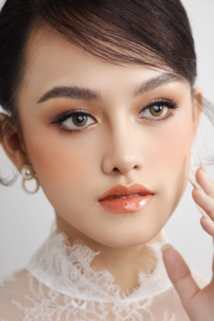 makeup cô dâu phong cách Thái Lan 